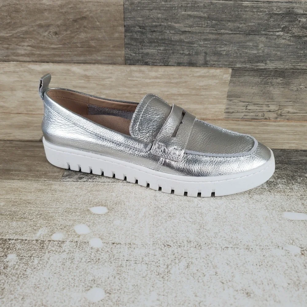 Vionic‎ Uptown Womens Loafers Sz 9 M Silver Metallic Platform Slip On Round Toe